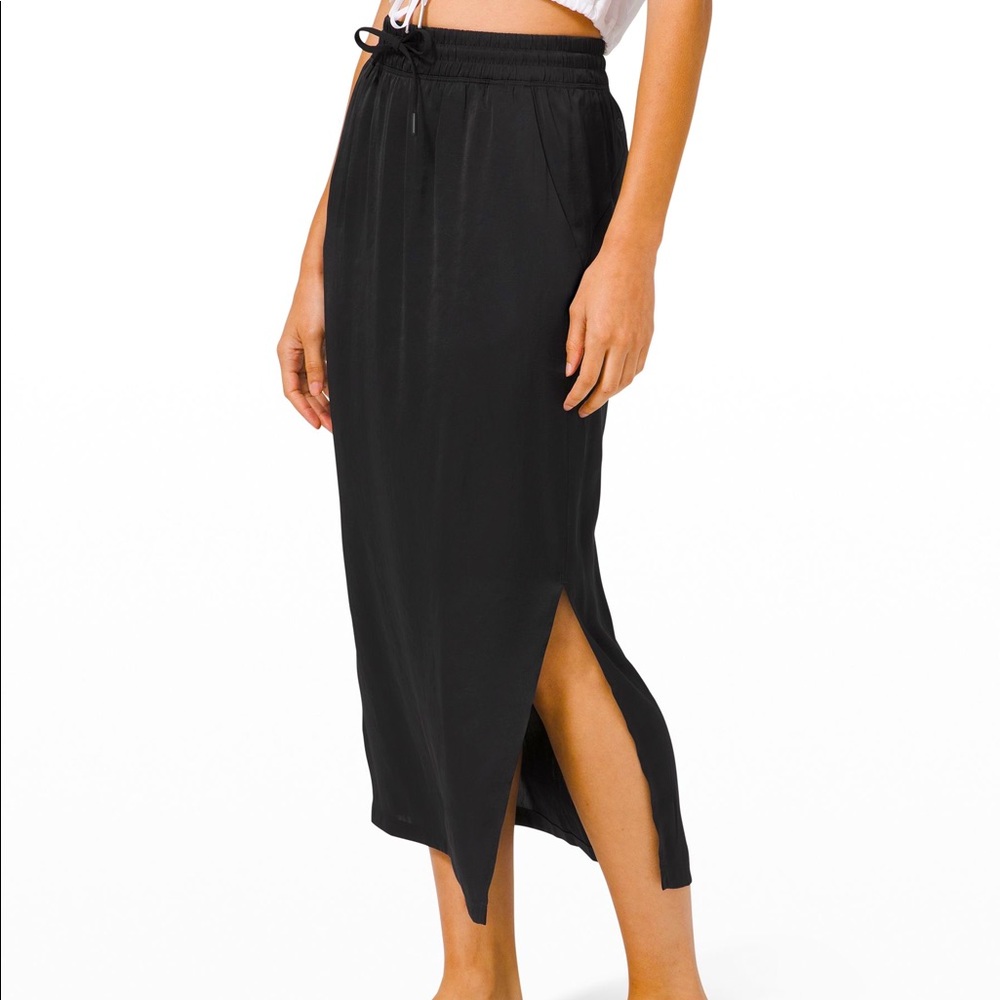 Lululemon Glide Away Slip Skirt Black Size 6